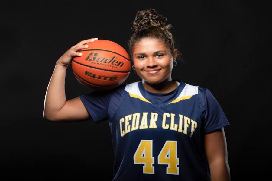 Olivia Jones Basketball